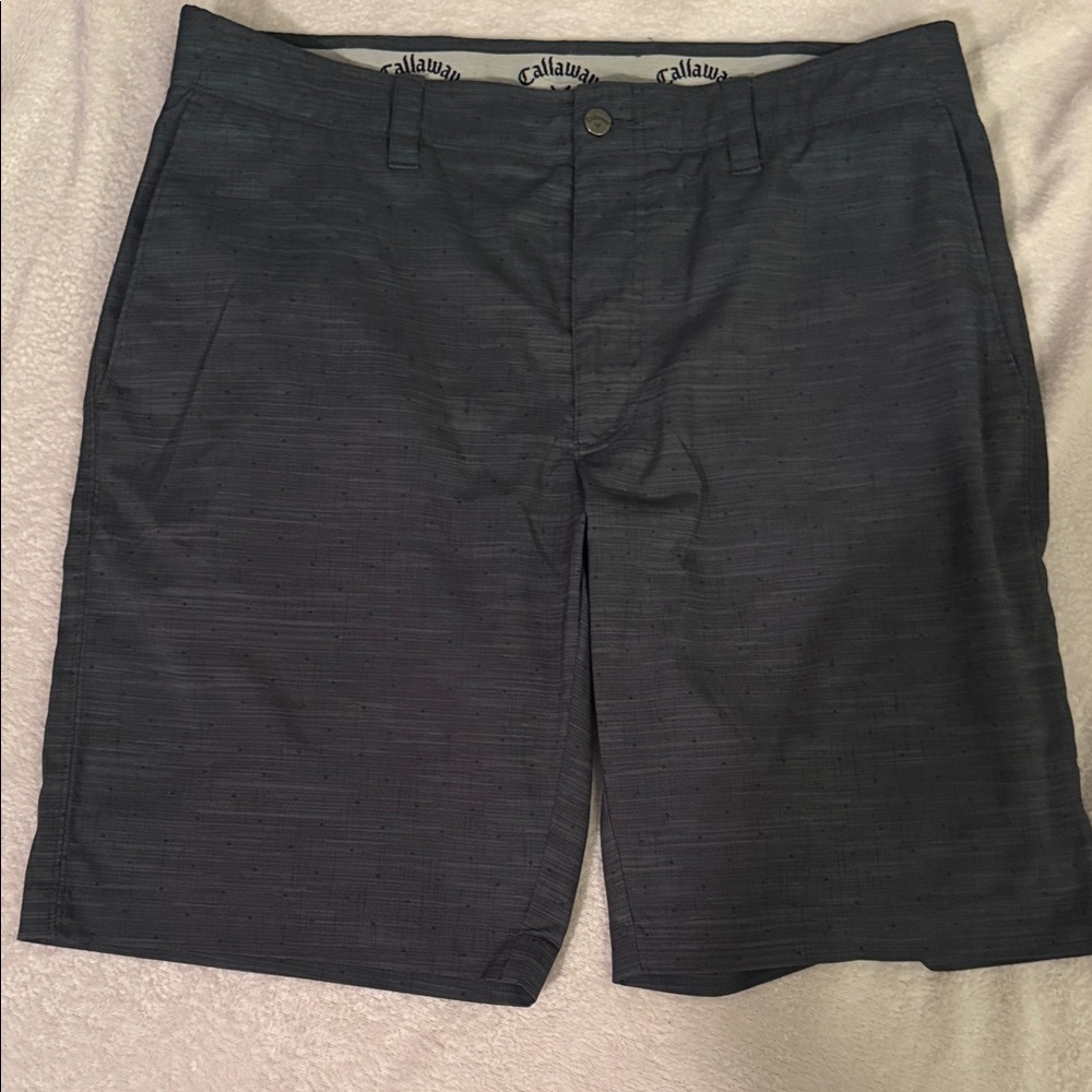 Callaway Golf Shorts Men’s 34 Dark Gray patterned Flat Front button
